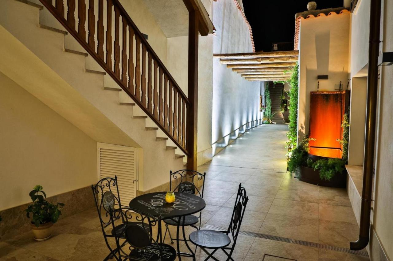 El Patio De Los Jazmines Boutique-House Консуегра Екстериор снимка