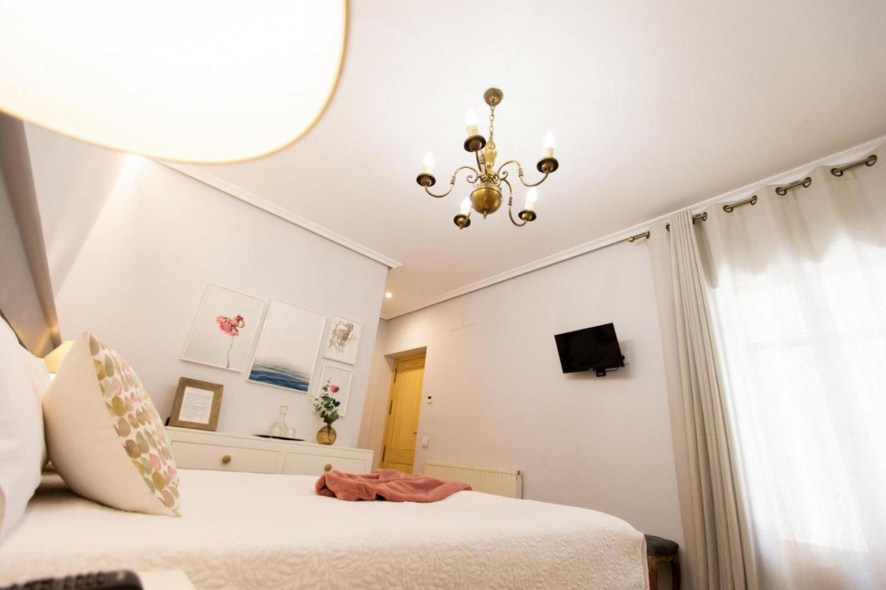 El Patio De Los Jazmines Boutique-House Консуегра Екстериор снимка